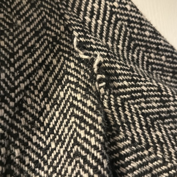 Cookies&Cream Peacoat - Picture 5 of 6